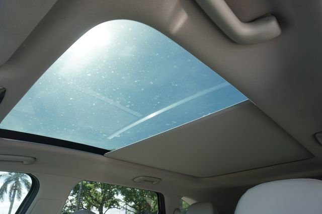 Used 2023 Kia Sorento EX w/ Panoramic Sunroof Package FWD image 12