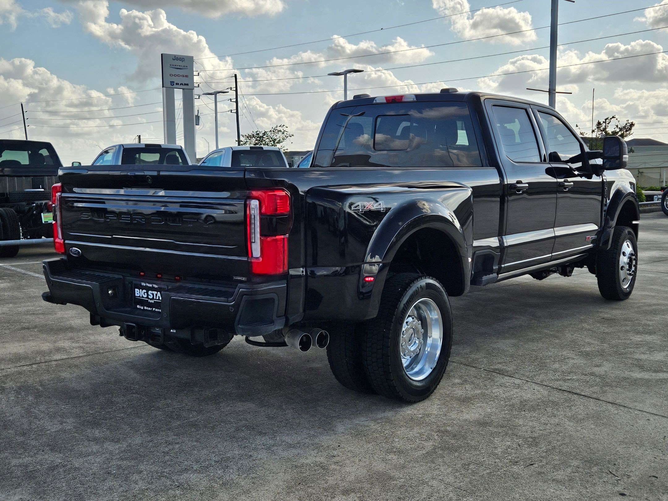 Certified 2025 Ford F450 Platinum AWD/4WD image 3