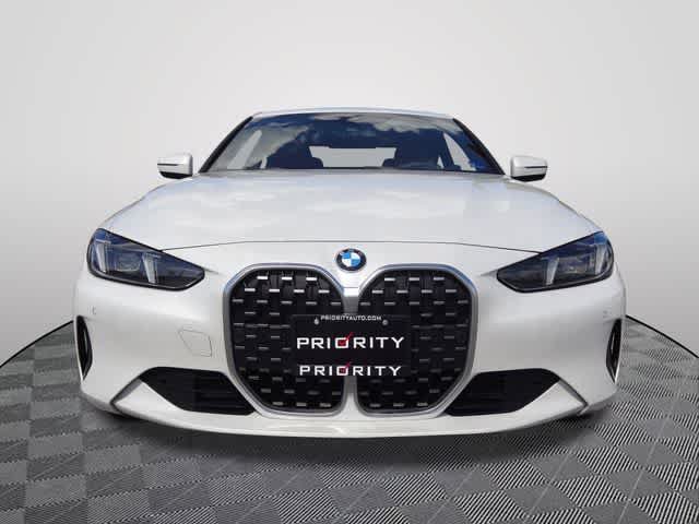 Used 2025 BMW 430i xDrive Coupe w/ Premium Package AWD/4WD image 5