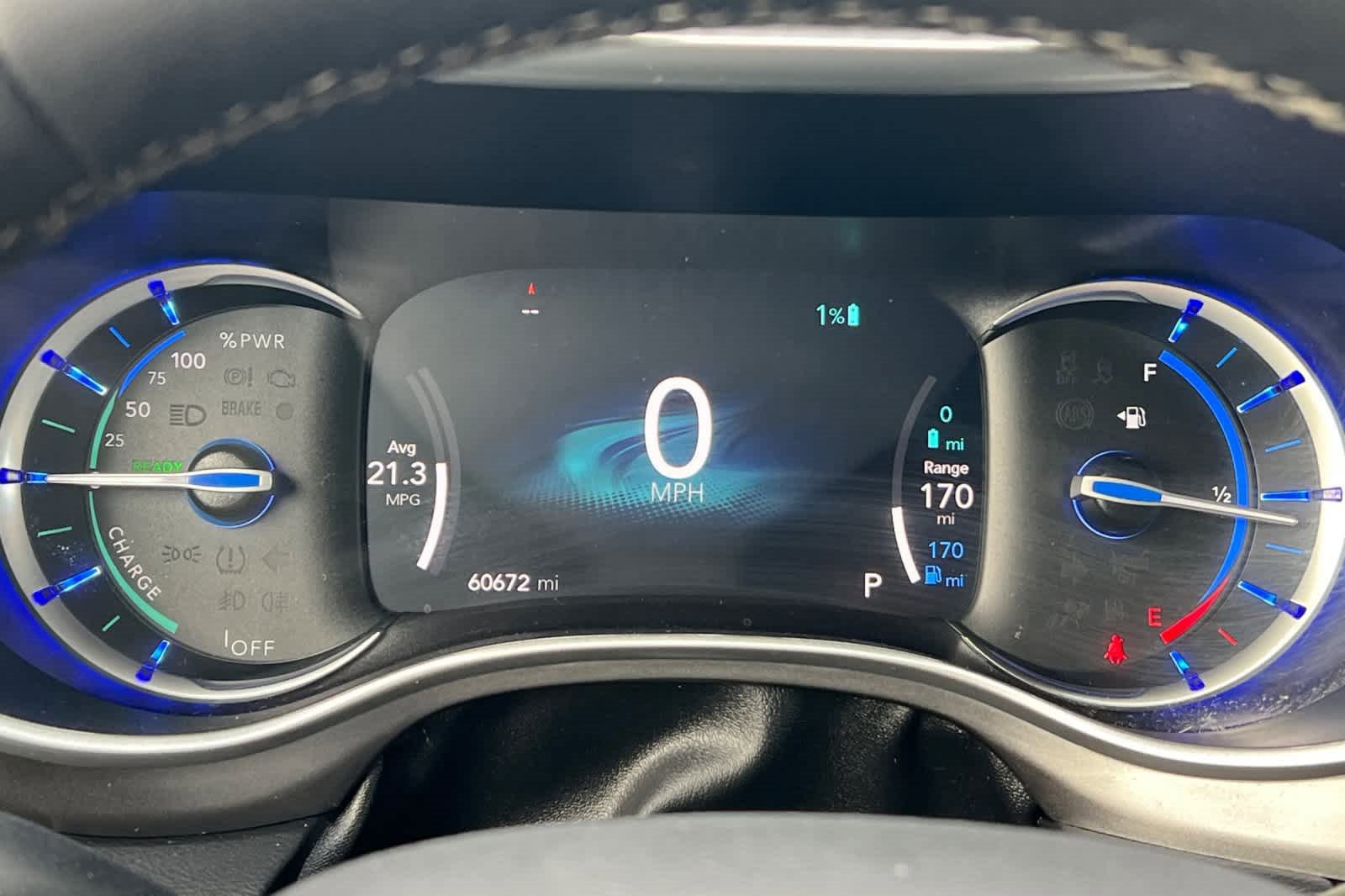 Used 2023 Chrysler Pacifica Touring-L image 26