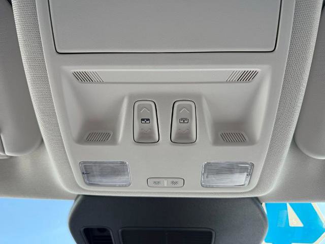 Certified 2022 Ford Escape SEL w/ SEL Stealth AWD Package image 24