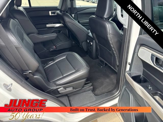 Certified 2024 Ford Explorer Limited w/ Limited Technology Package AWD/4WD image 11