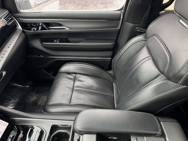 Used 2022 Jeep Grand Wagoneer Series II image 26