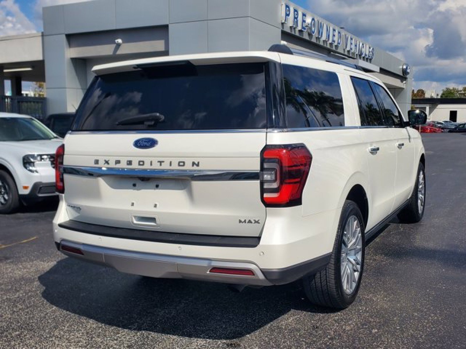 Certified 2023 Ford Expedition Max Limited AWD/4WD image 7