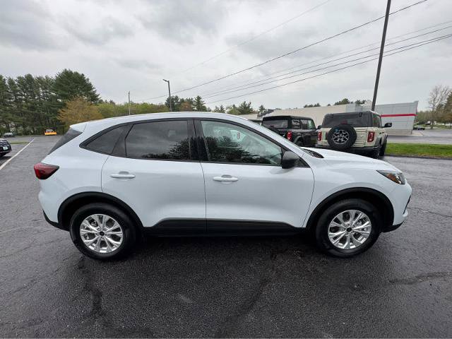Certified 2025 Ford Escape Active w/ Cold Weather Package AWD/4WD image 7