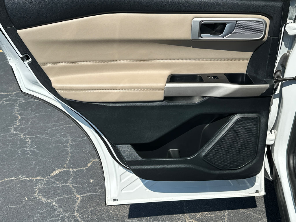 Certified 2023 Ford Explorer Limited AWD/4WD image 23