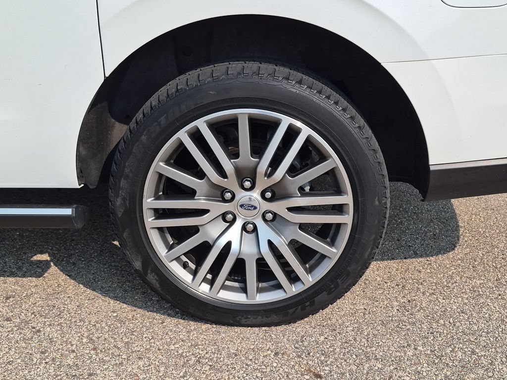 Certified 2022 Ford Expedition Max Limited AWD/4WD image 11