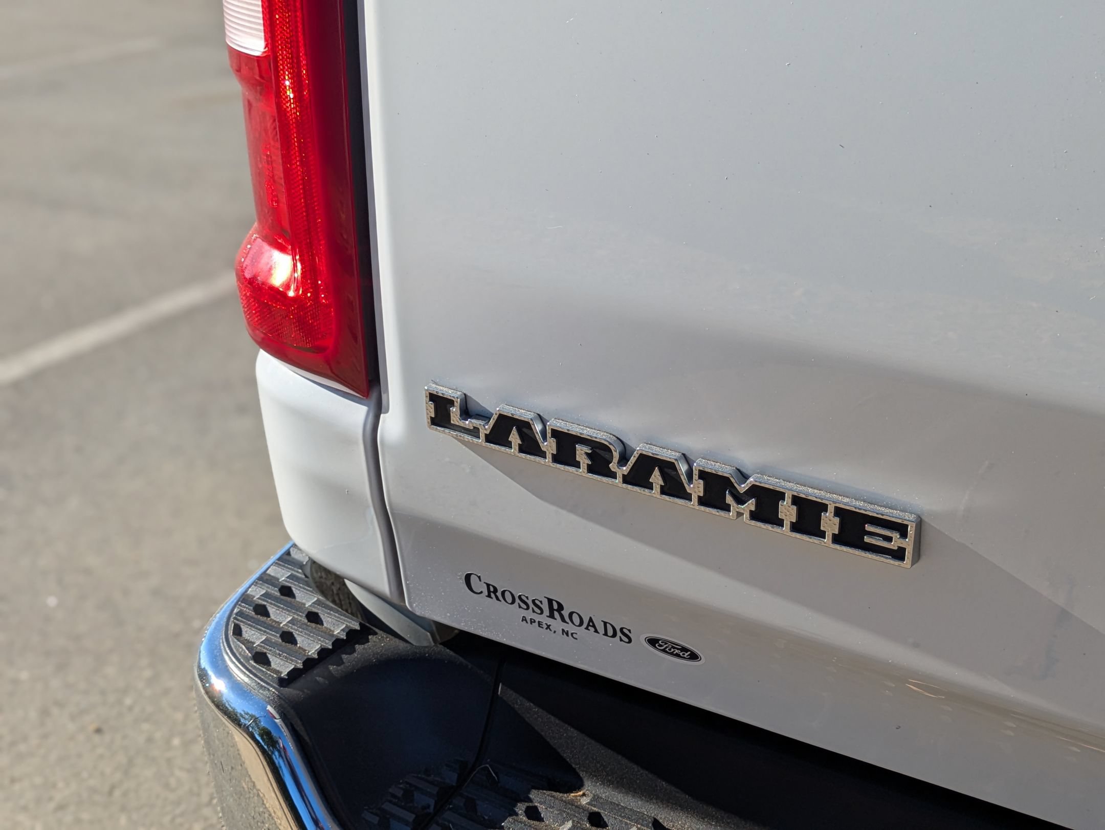 Used 2025 RAM 1500 Laramie AWD/4WD image 35