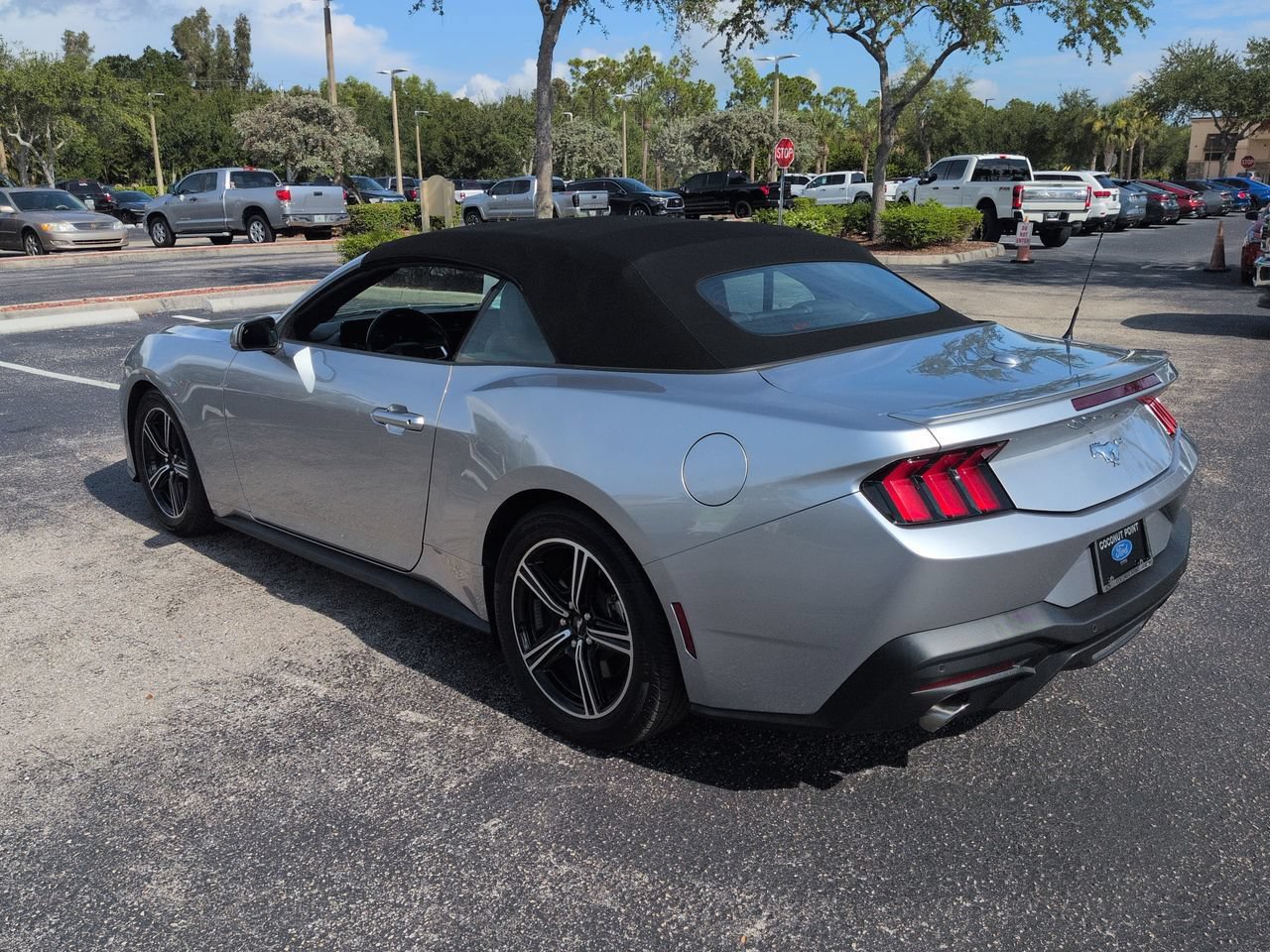 Certified 2025 Ford Mustang Premium RWD image 6