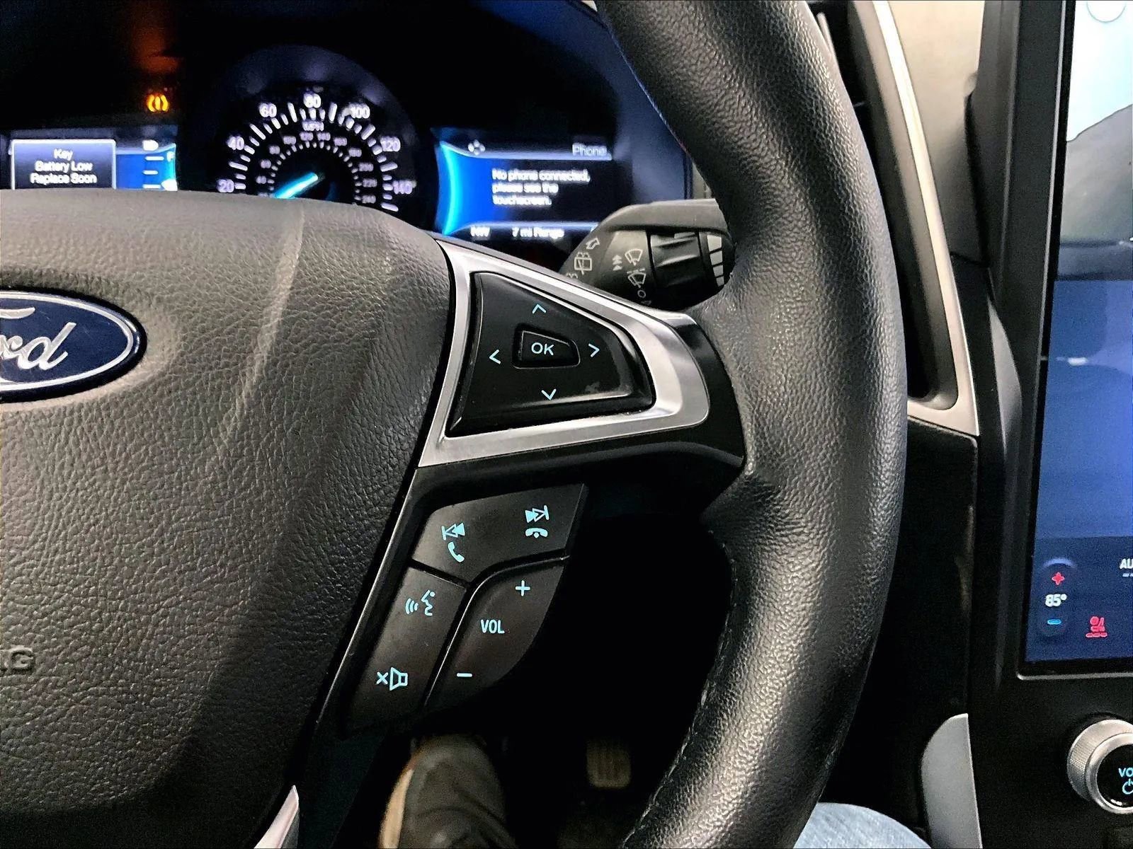 Certified 2023 Ford Edge SEL w/ Convenience Package image 18