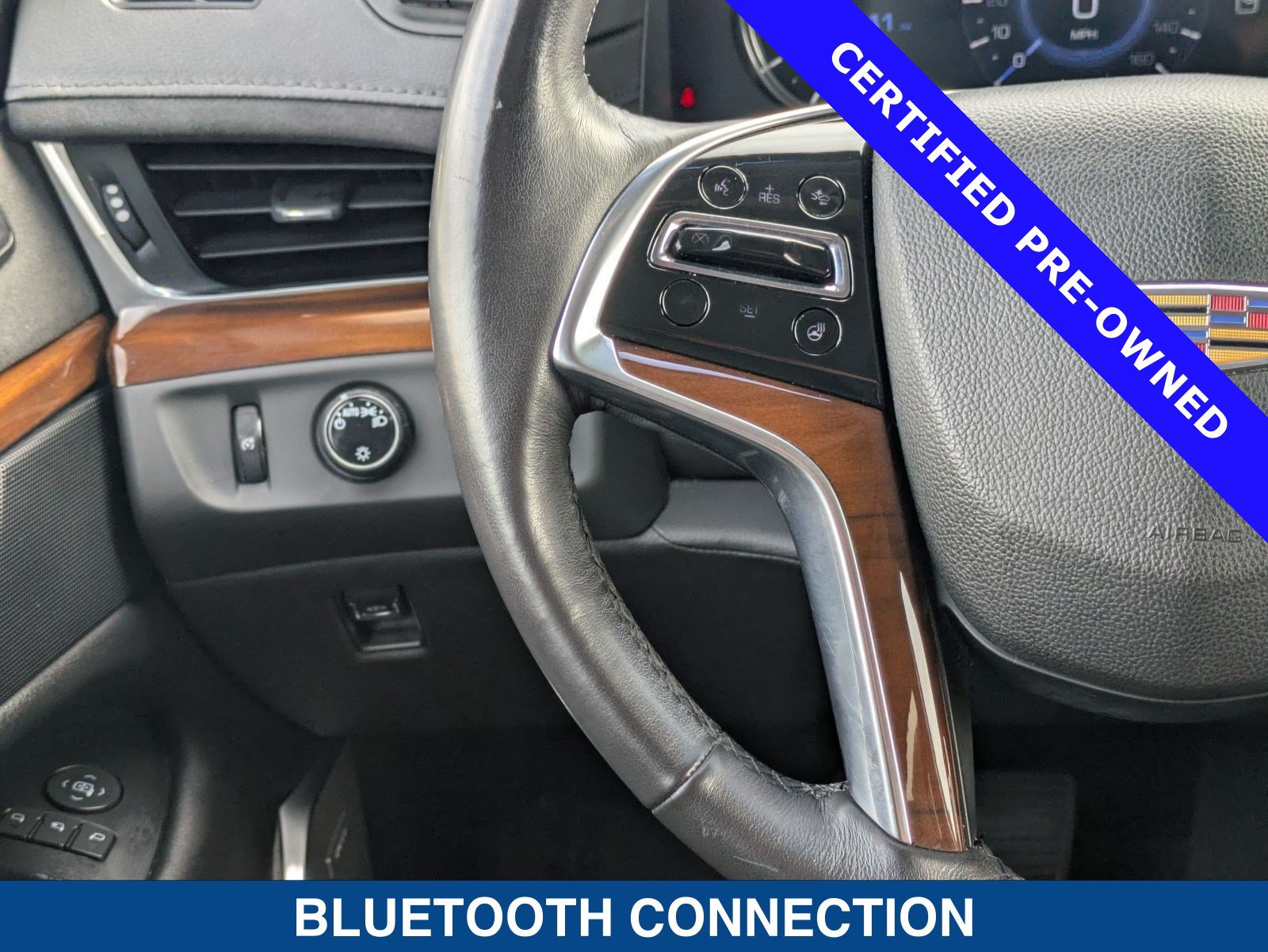 Used 2020 Cadillac Escalade ESV Premium Luxury AWD/4WD image 28