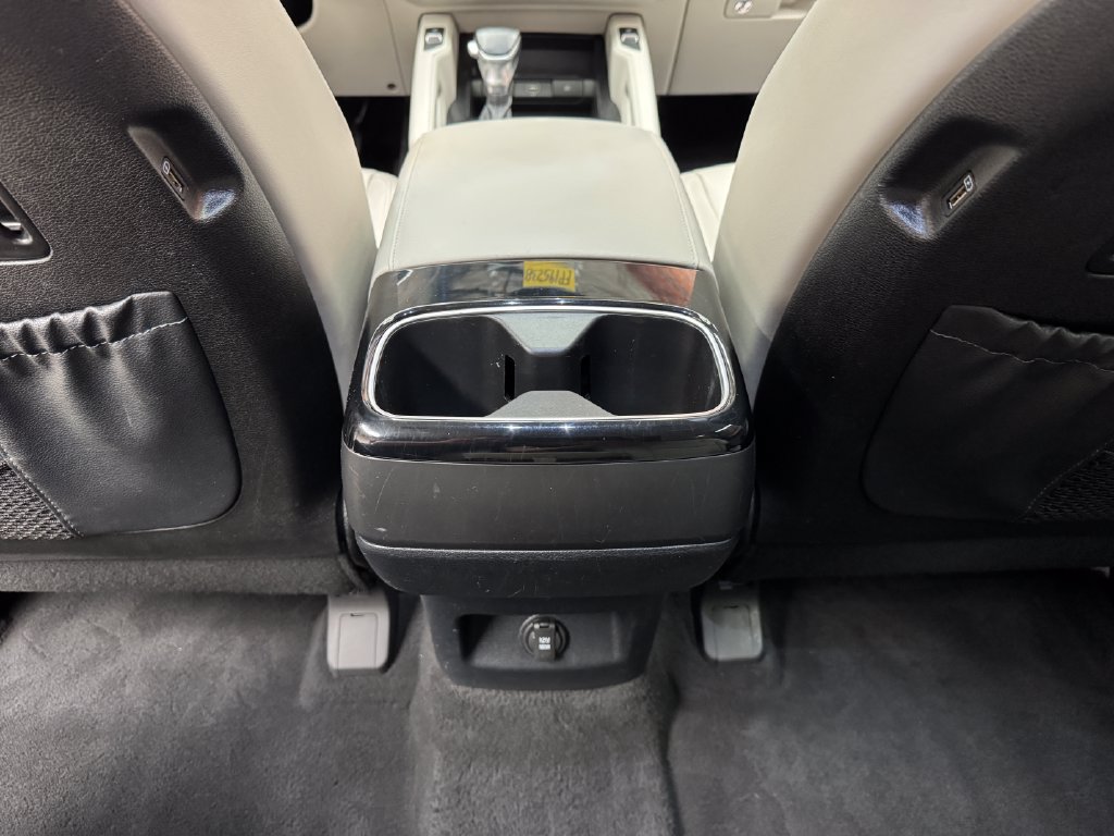 Used 2020 Kia Telluride S w/ S 8 Passenger Seating Package FWD image 13