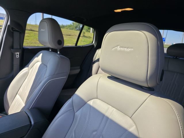 Used 2025 Buick Envista Avenir image 12