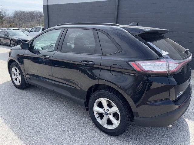 Certified 2018 Ford Edge SE image 19