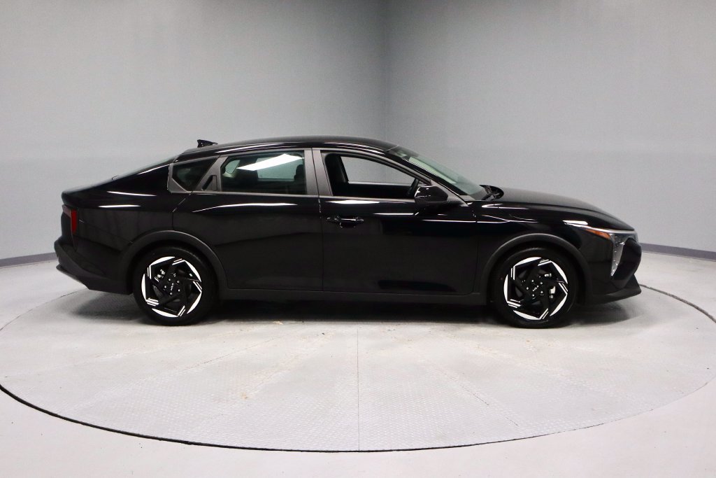 Used 2026 Kia K4 EX FWD image 11
