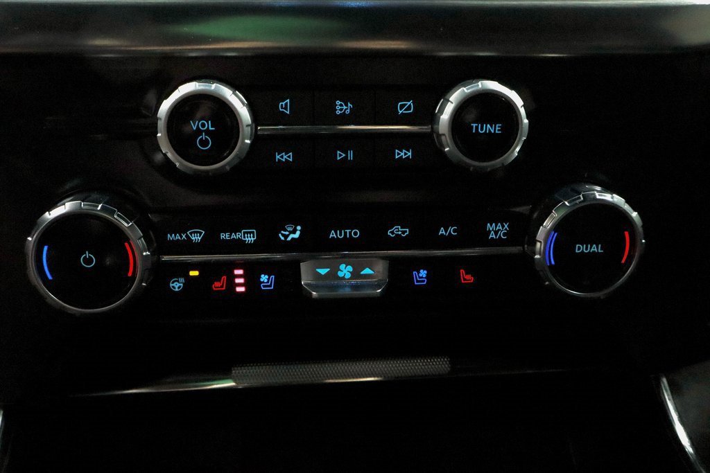 Certified 2023 Ford F150 Lariat w/ Equipment Group 502A High image 34