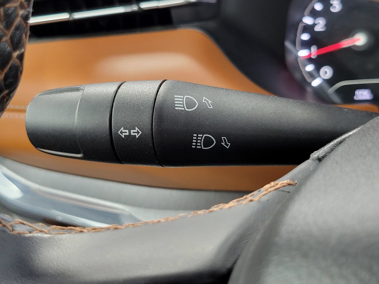 Used 2022 Jeep Compass Limited AWD/4WD image 16