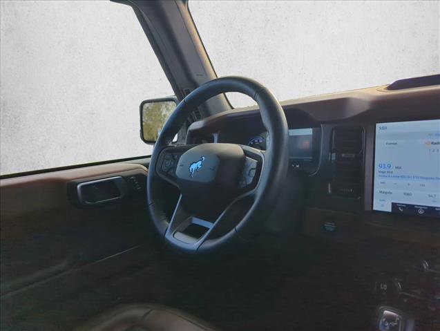 Certified 2024 Ford Bronco Outer Banks image 27