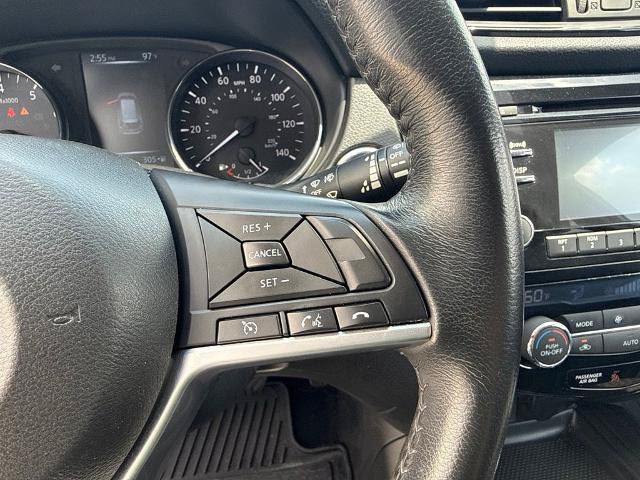 Used 2017 Nissan Rogue SV FWD image 21
