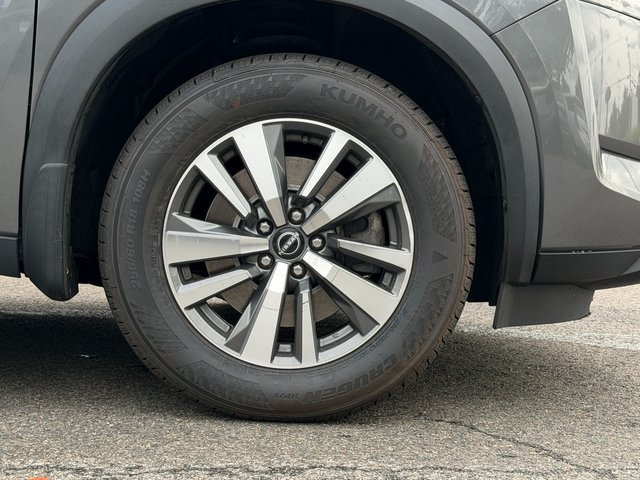 Used 2024 Nissan Pathfinder SL AWD/4WD image 30
