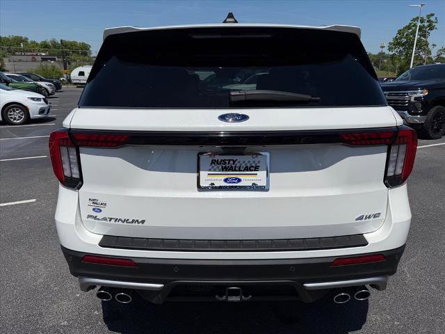 Certified 2025 Ford Explorer Platinum w/ Ultimate Package AWD/4WD image 6