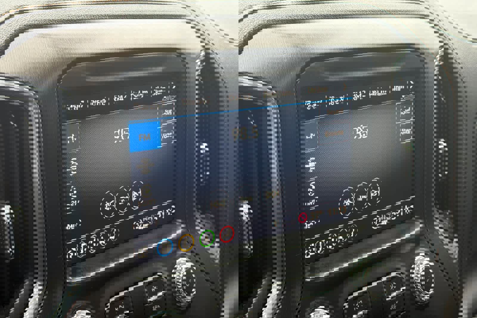 Used 2022 GMC Sierra 1500 AT4 w/ AT4 Premium Package image 17