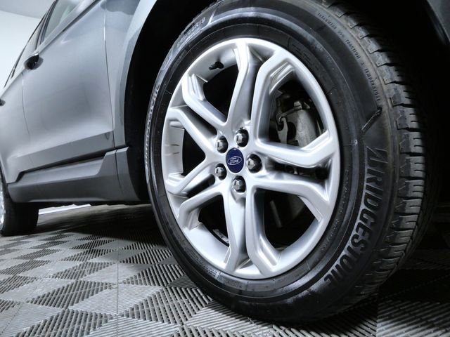 Certified 2018 Ford Edge Titanium w/ Equipment Group 301A AWD/4WD image 2