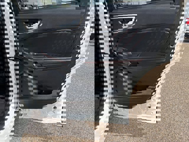 Certified 2024 Ford Edge ST-Line image 20