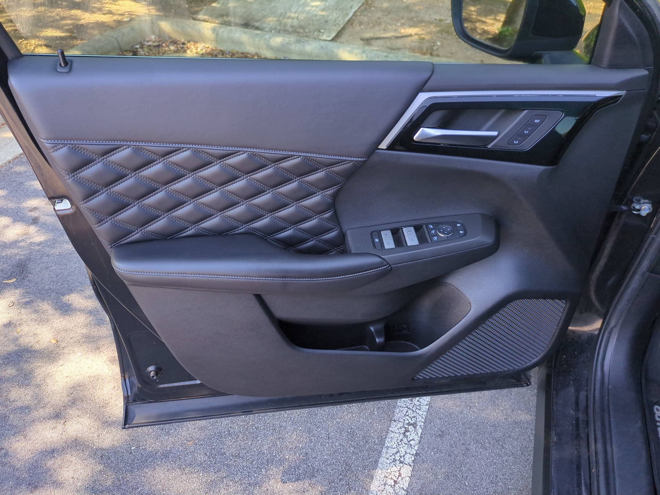 Used 2022 Mitsubishi Outlander SEL AWD/4WD image 11