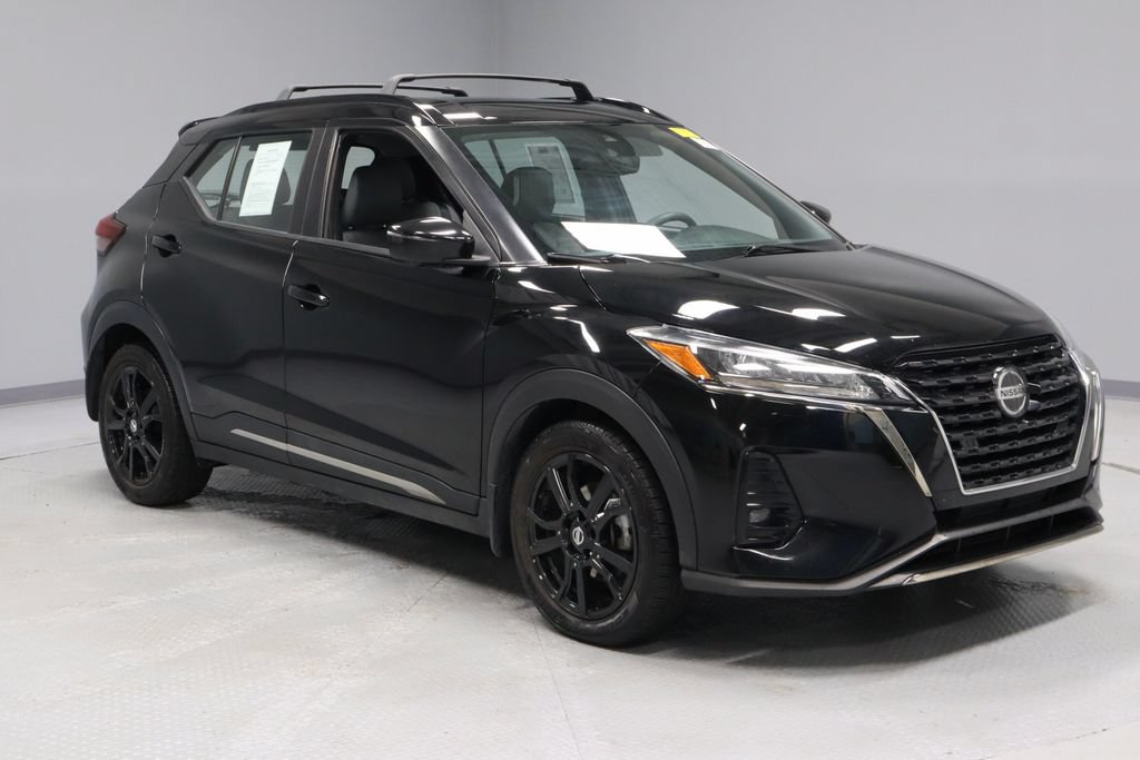 Used 2021 Nissan Kicks SR w/ SR Premium Package FWD image 1