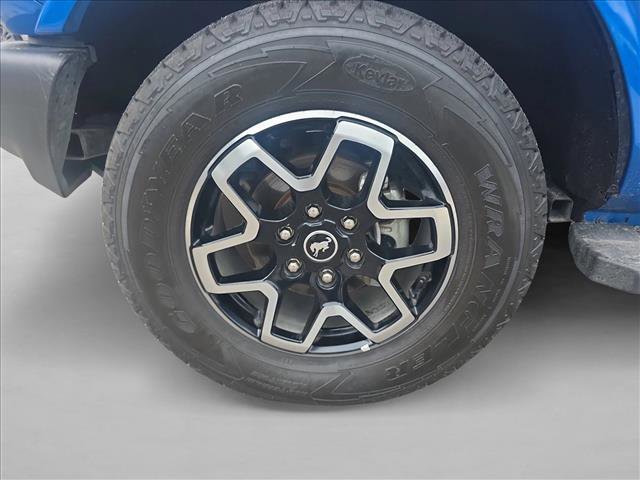 Certified 2022 Ford Bronco Outer Banks AWD/4WD image 18