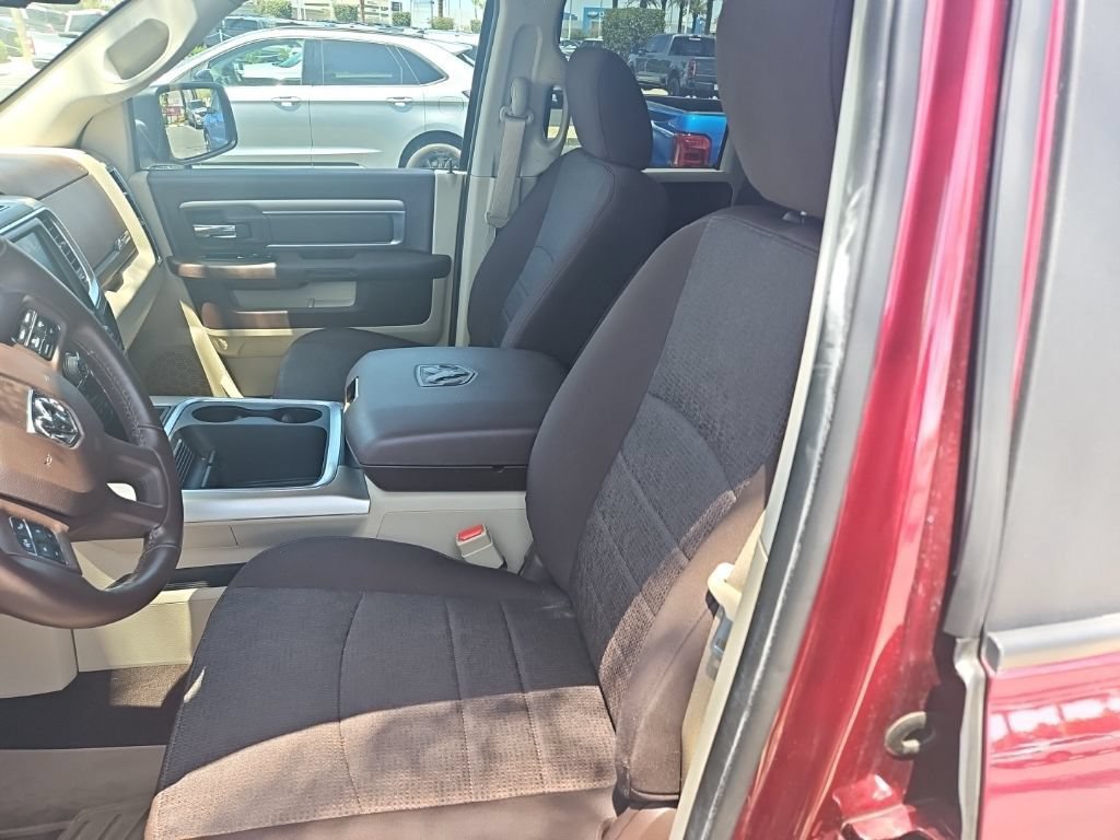 Used 2017 RAM 1500 Big Horn AWD/4WD image 4