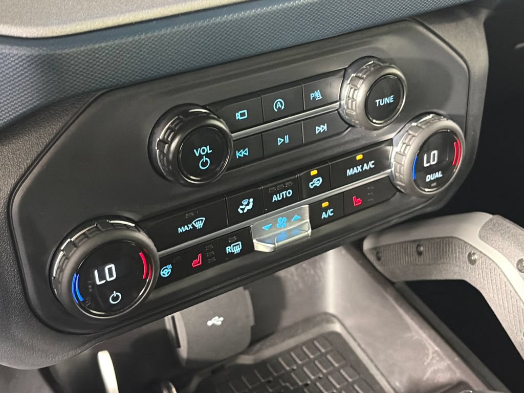 Certified 2024 Ford Bronco Outer Banks AWD/4WD image 21