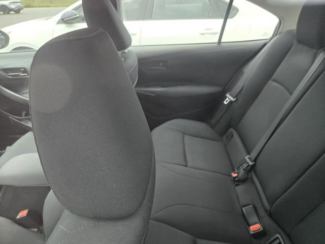 Used 2023 Toyota Corolla LE w/ LE Convenience Package FWD image 4