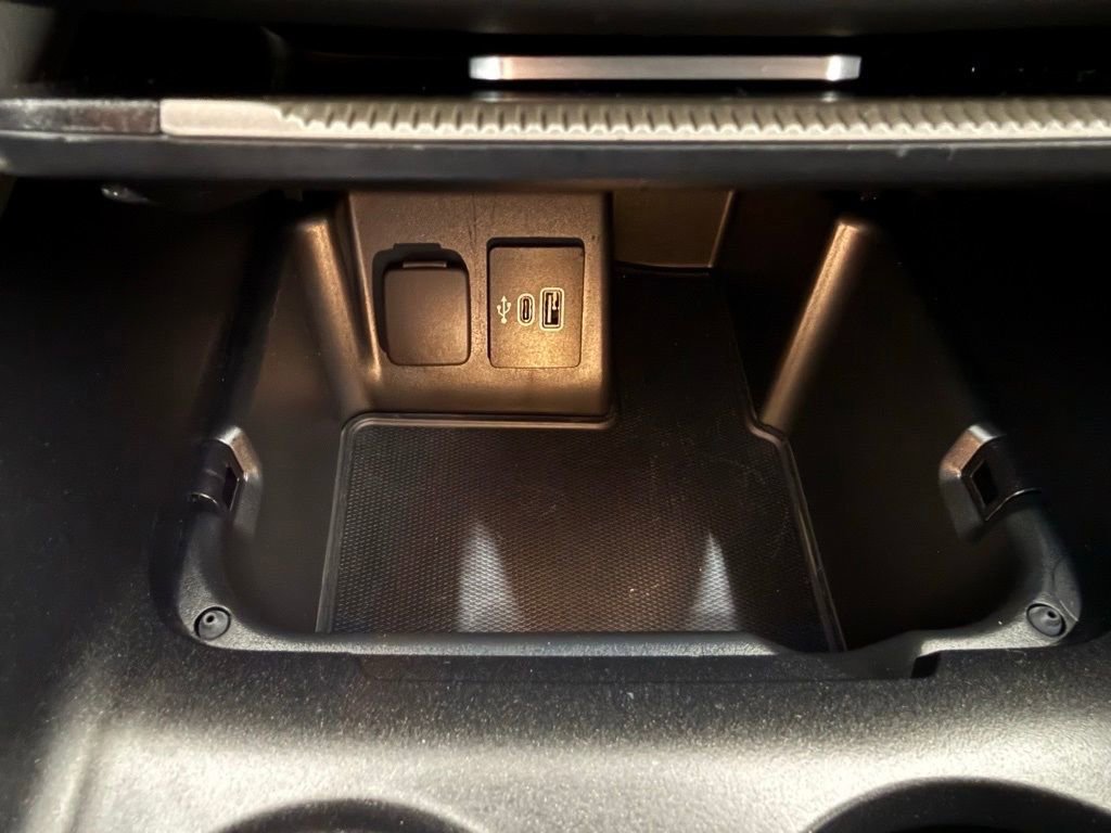 Certified 2025 Ford Explorer Active image 39