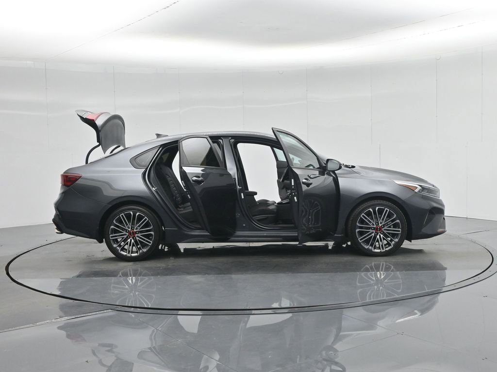 Used 2023 Kia Forte GT w/ GT2 Package image 5