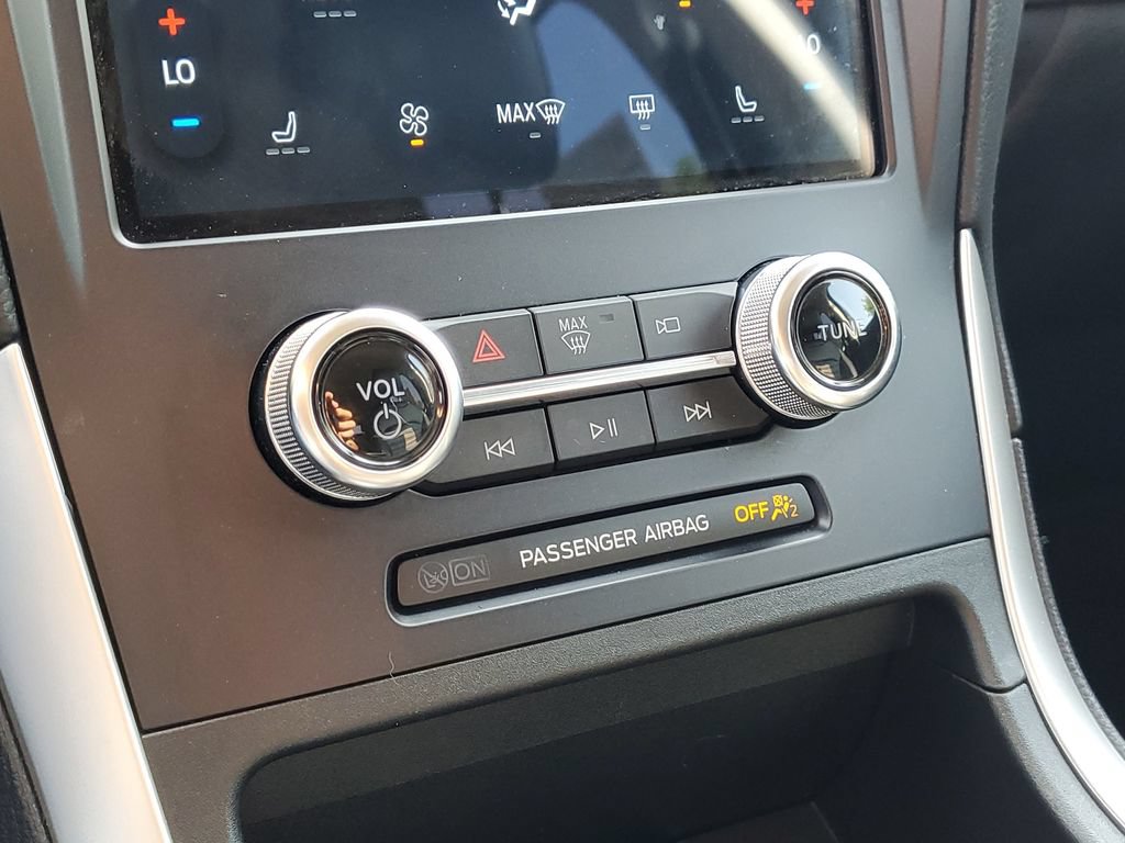 Certified 2023 Ford Edge SEL AWD/4WD image 30