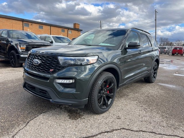 Certified 2023 Ford Explorer ST w/ Equipment Group 401A image 7