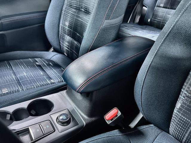 Certified 2024 Ford Bronco Sport Heritage w/ Heritage Convenience Package AWD/4WD image 35