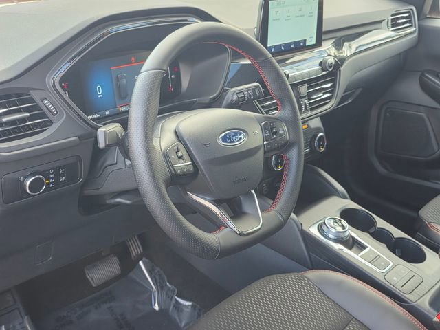 Certified 2025 Ford Escape ST-Line image 7