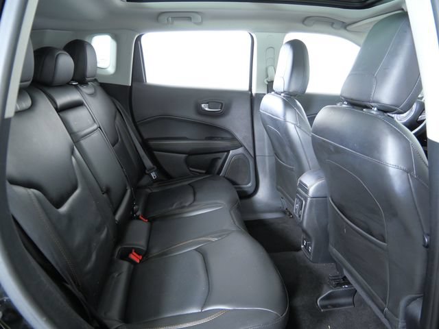 Used 2018 Jeep Compass Limited w/ Navigation Group AWD/4WD image 14