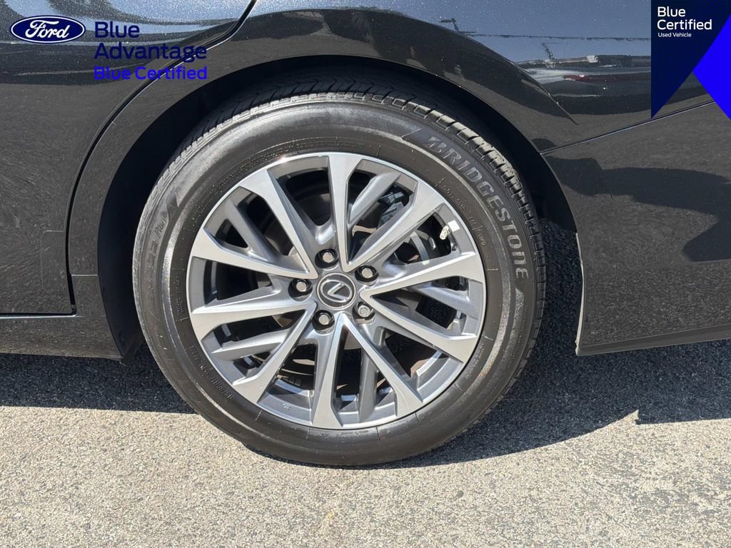 Used 2025 Lexus ES 350 w/ Accessory Package (Z1) FWD image 8