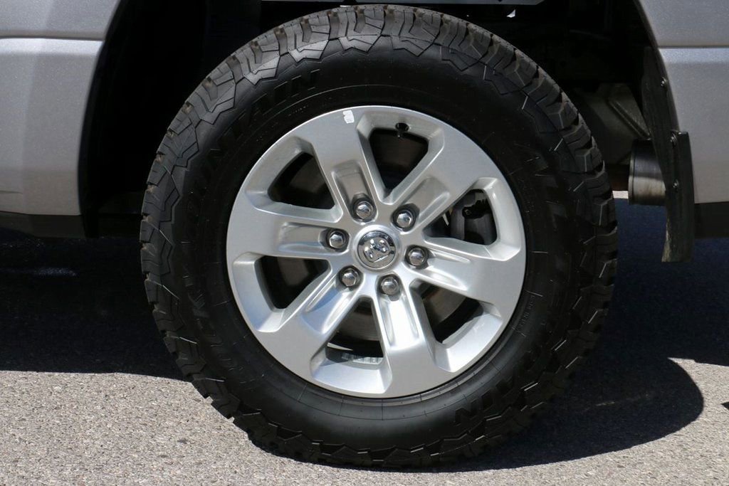 Used 2024 RAM 1500 Laramie image 9