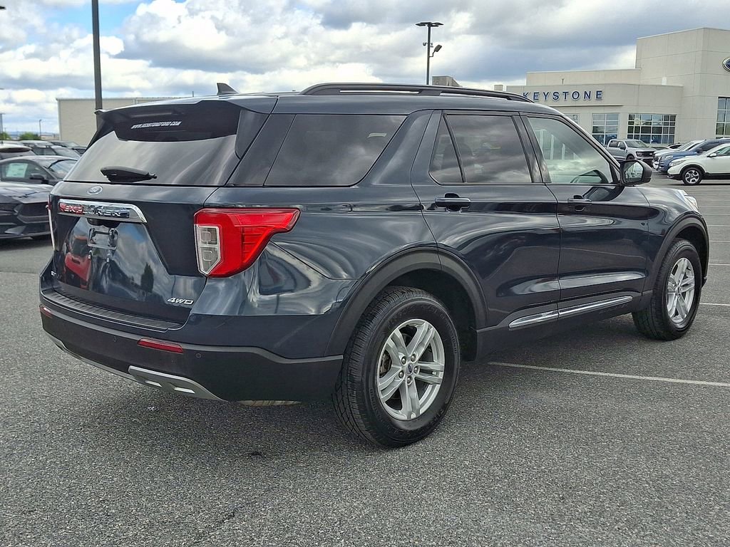 Certified 2023 Ford Explorer XLT w/ Equipment Group 202A AWD/4WD image 6