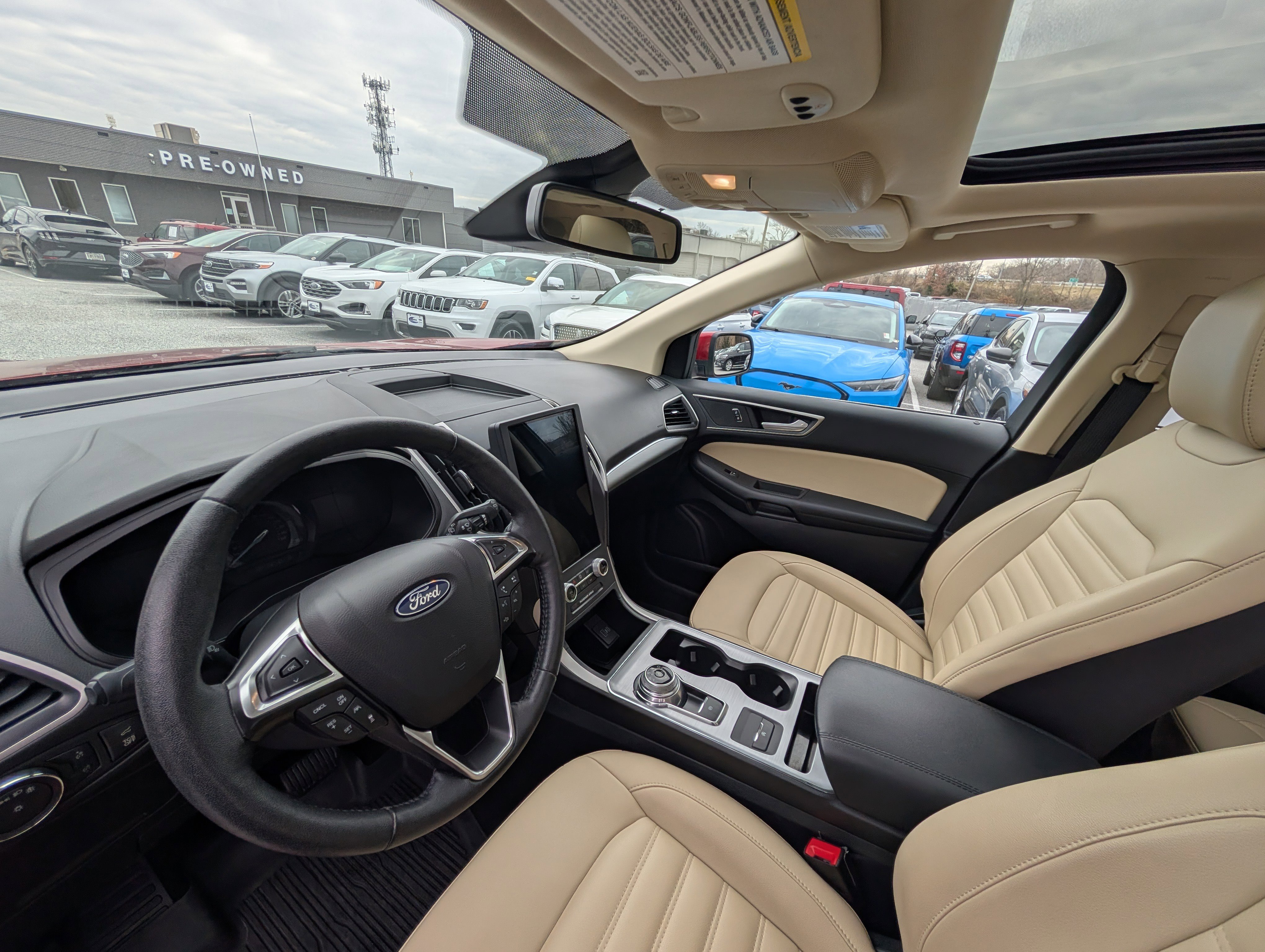 Certified 2022 Ford Edge SEL w/ Convenience Package image 17