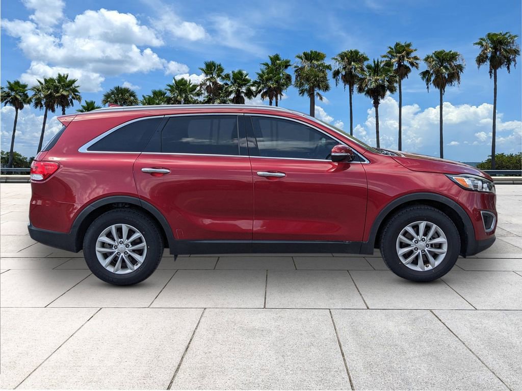 Used 2018 Kia Sorento LX image 8