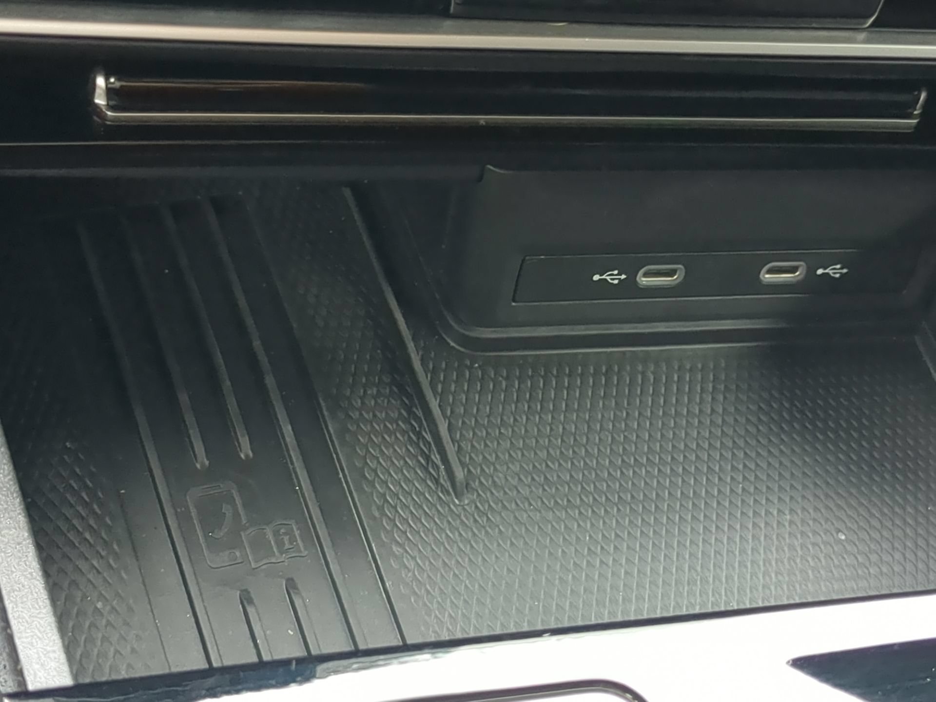 Used 2026 Volkswagen Atlas Cross Sport SE FWD image 61