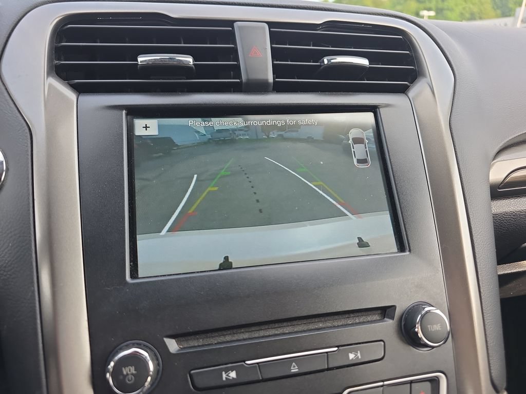 Certified 2017 Ford Fusion Energi SE FWD image 34