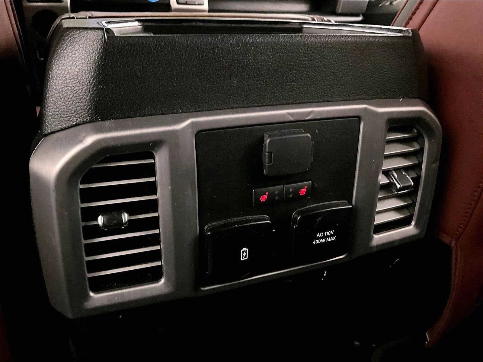 Certified 2019 Ford F150 Platinum w/ Equipment Group 701A Luxury image 32