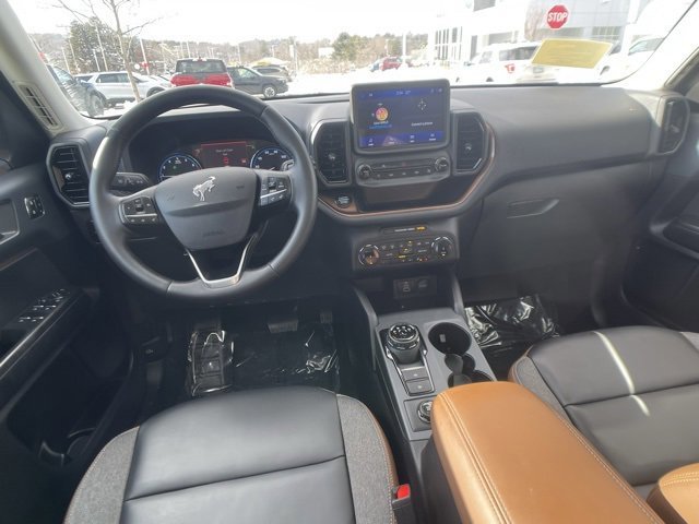 Certified 2024 Ford Bronco Sport Outer Banks w/ Tech Package image 18